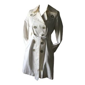 Via Spiga Cream Classic Trench Coat